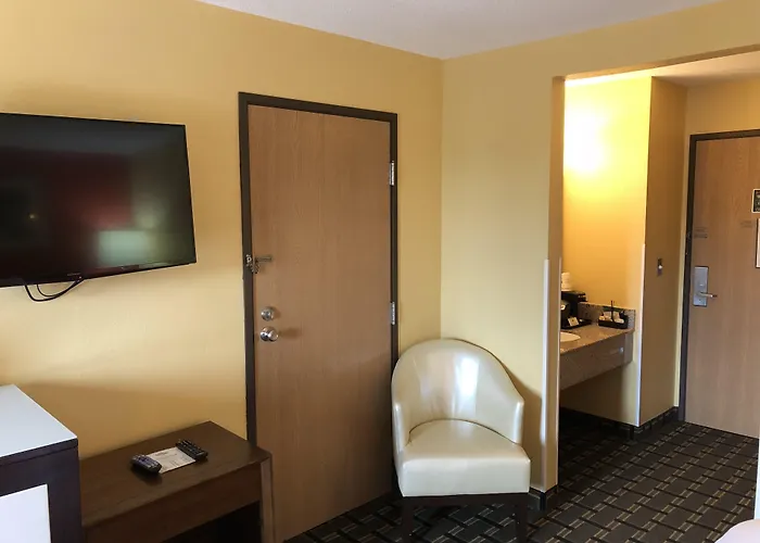 Baymont By Wyndham Il Hotel Springfield